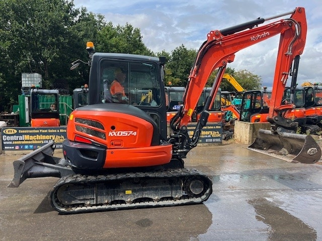 Kubota KX 057-4 - Мини-экскаватор: фото 1 Kubota KX 057-4 - Мини-экскаватор: фото 1