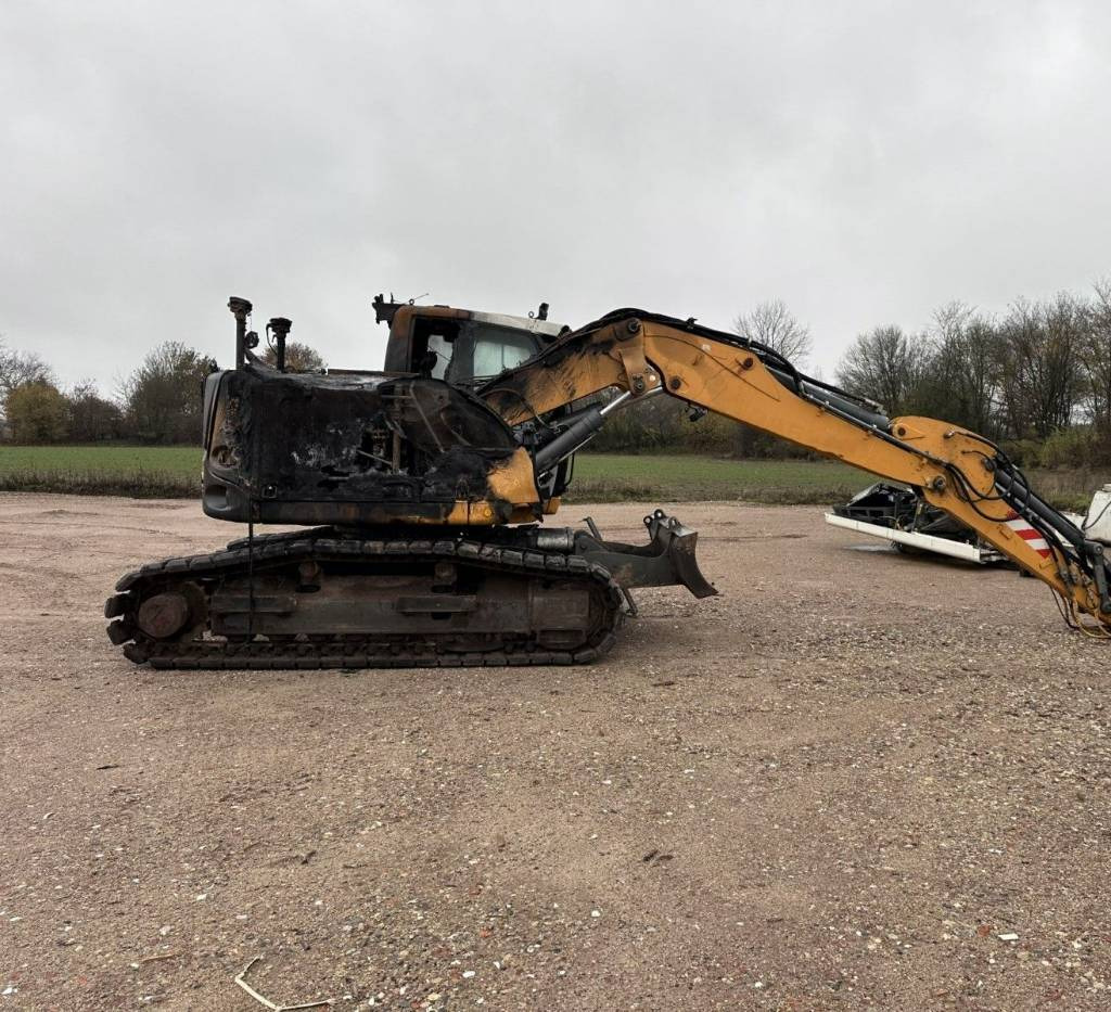 Liebherr 914 Compact for parts breaking dismantling - Гусеничный экскаватор: фото 2 Liebherr 914 Compact for parts breaking dismantling - Гусеничный экскаватор: фото 2