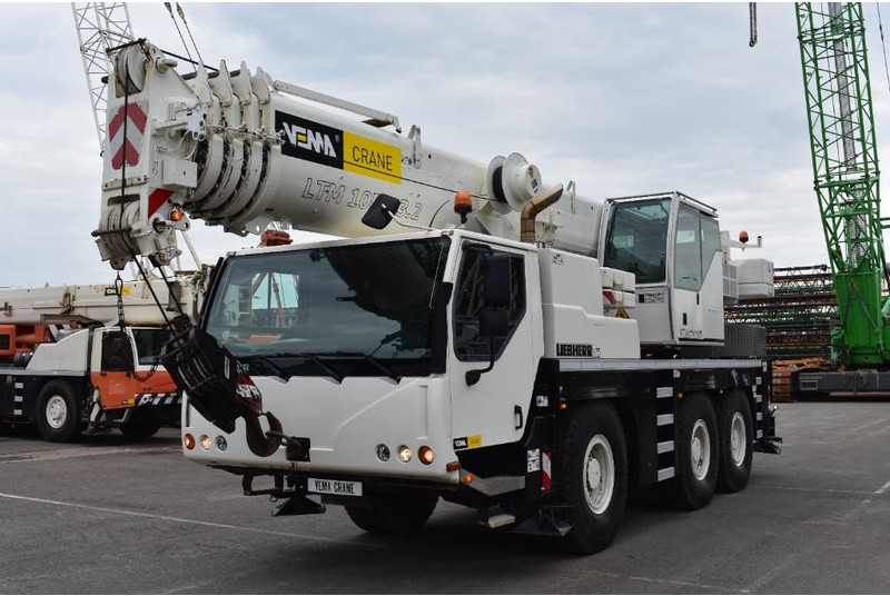 Liebherr LTM1055-3.2 - Вседорожный кран: фото 2 Liebherr LTM1055-3.2 - Вседорожный кран: фото 2