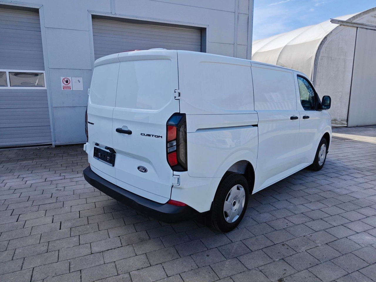 Легковой фургон Ford Custom Trend 280 L1H1 110 PS: фото 7 Легковой фургон Ford Custom Trend 280 L1H1 110 PS: фото 7