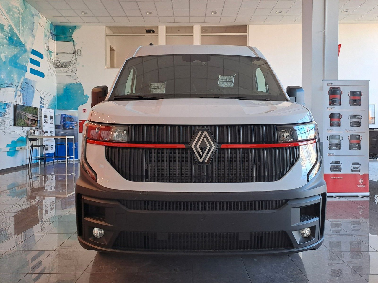 Renault Master L3H2 150 - NAV Klimaaut. Holzb. 270° - Цельнометаллический фургон: фото 2 Renault Master L3H2 150 - NAV Klimaaut. Holzb. 270° - Цельнометаллический фургон: фото 2