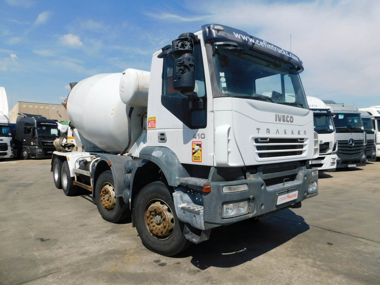 Iveco Trakker ad340t41b - Автобетоносмеситель: фото 2 Iveco Trakker ad340t41b - Автобетоносмеситель: фото 2