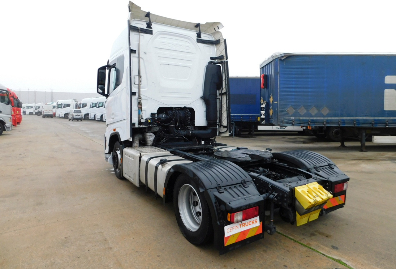 Ford F max ll 4x2 scab e6 12tx2620 - Тягач: фото 4 Ford F max ll 4x2 scab e6 12tx2620 - Тягач: фото 4