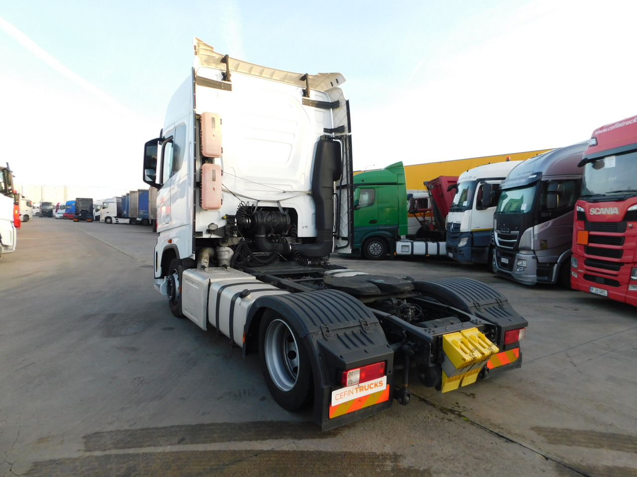 Ford F max ll 4x2 scab e6 12tx2620 - Тягач: фото 4 Ford F max ll 4x2 scab e6 12tx2620 - Тягач: фото 4