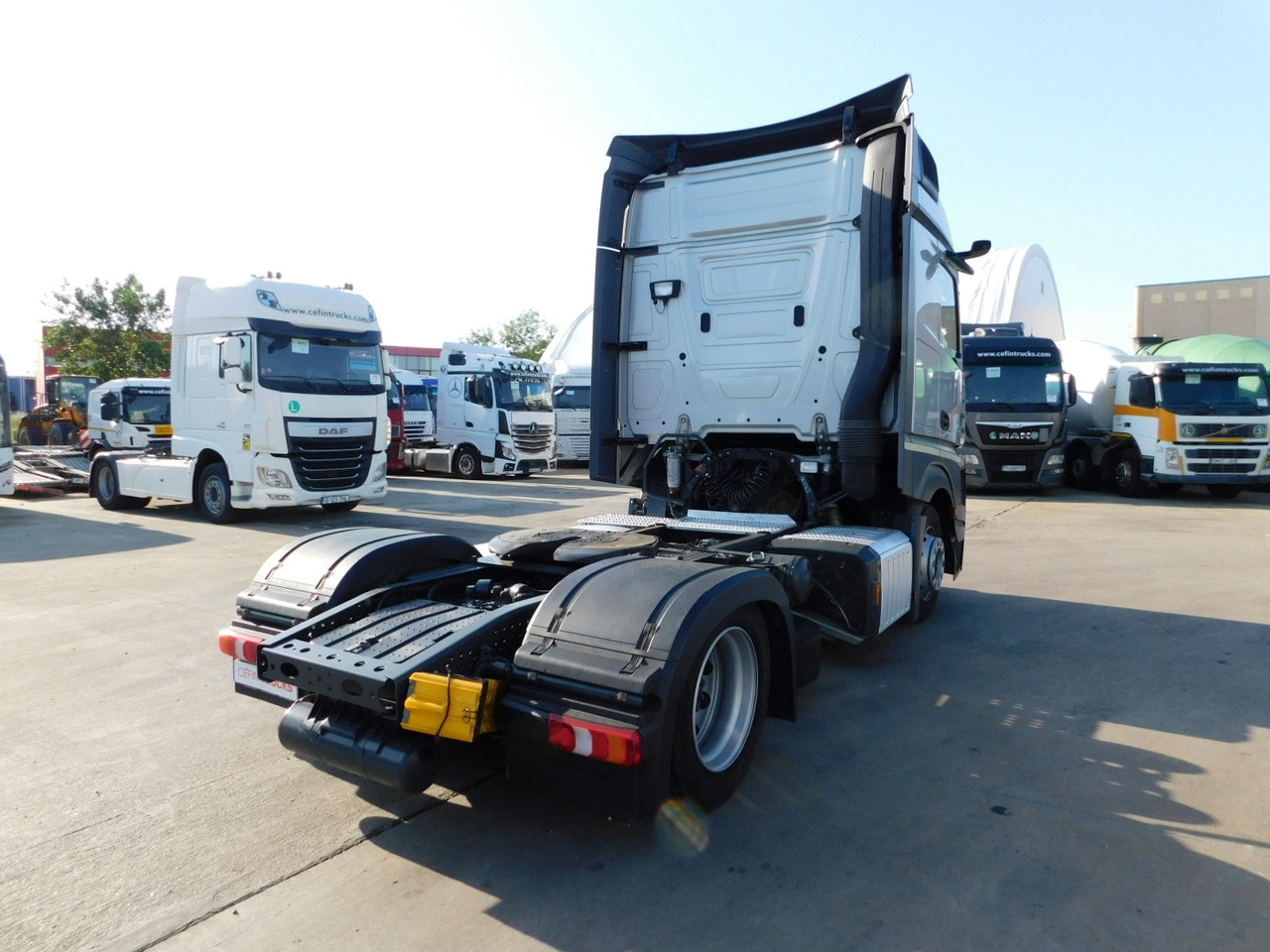 Mercedes Actros - Тягач: фото 3 Mercedes Actros - Тягач: фото 3