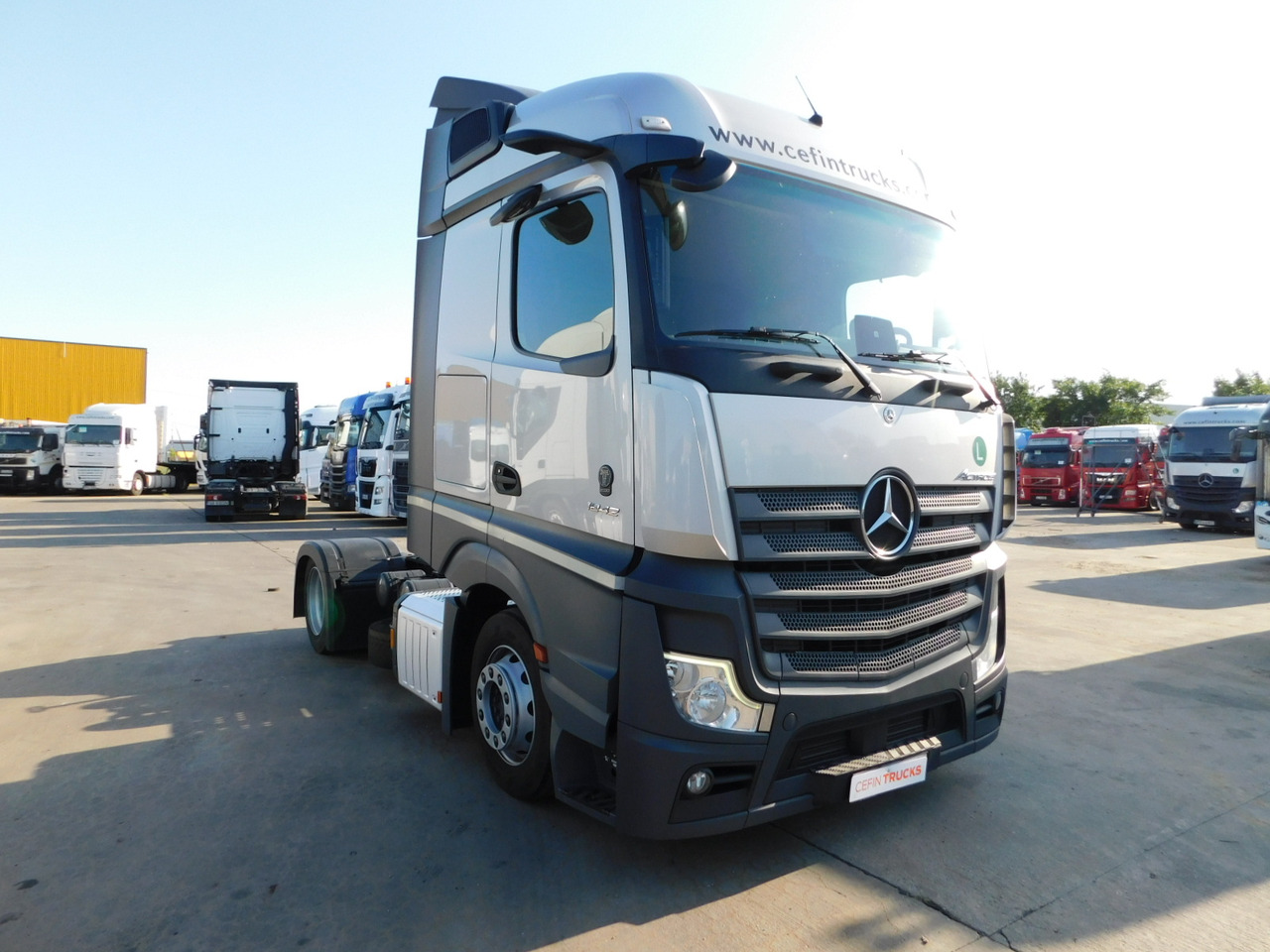 Mercedes Actros - Тягач: фото 2 Mercedes Actros - Тягач: фото 2