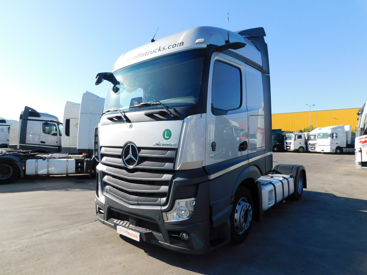 Mercedes Actros - Тягач: фото 1 Mercedes Actros - Тягач: фото 1
