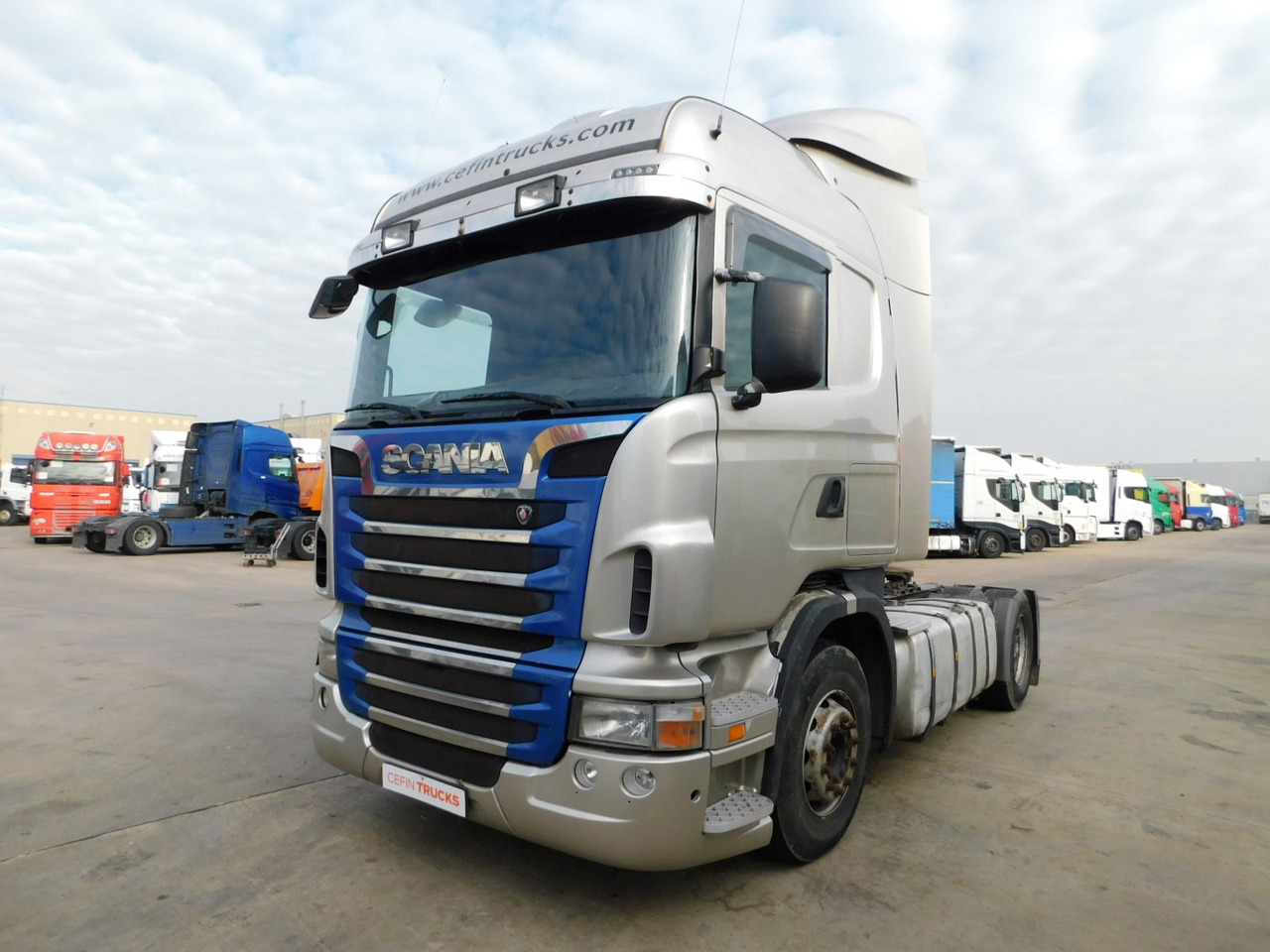 Scania R400 - Тягач: фото 1 Scania R400 - Тягач: фото 1
