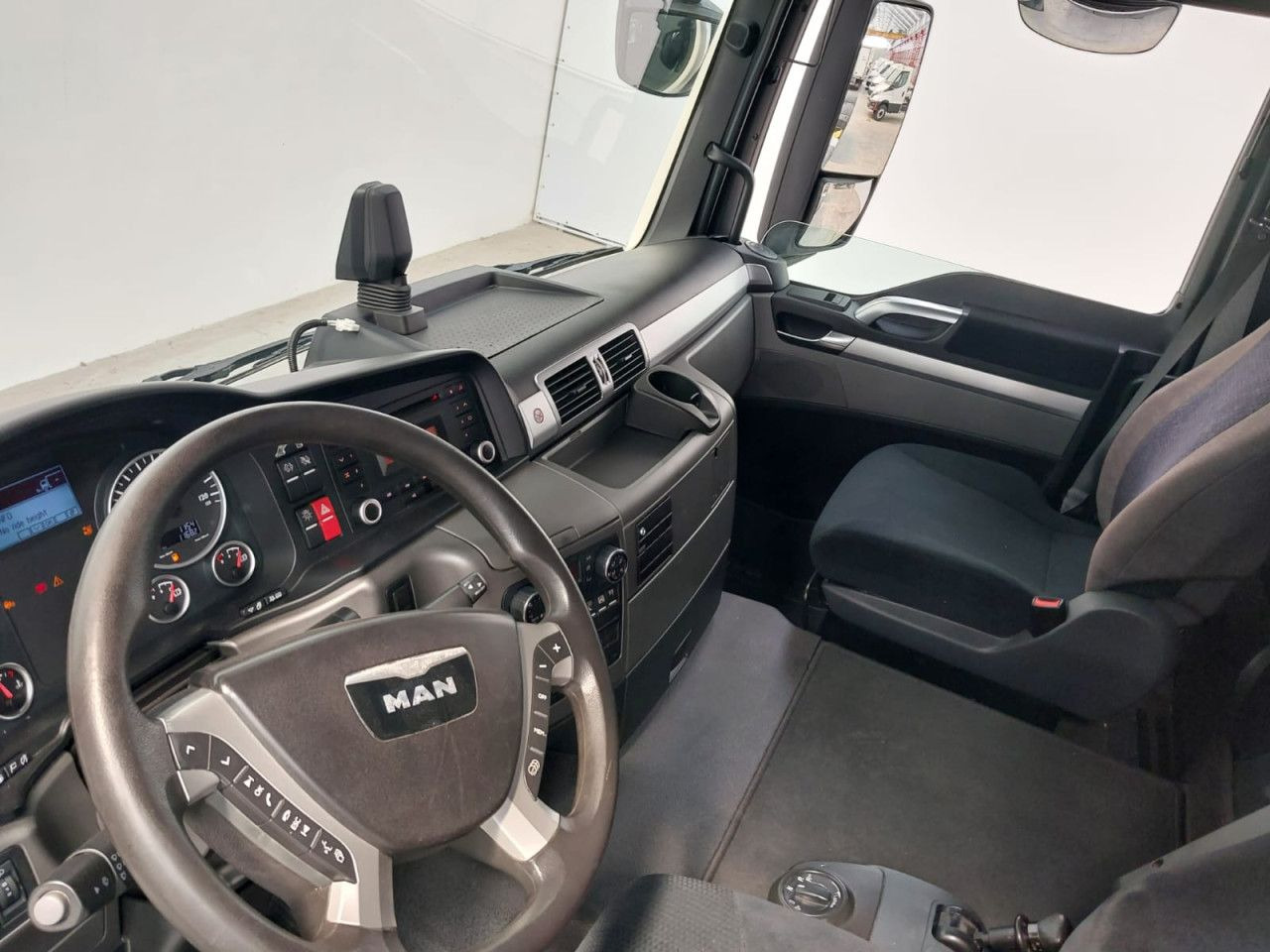 MAN TGX - Тягач: фото 5 MAN TGX - Тягач: фото 5