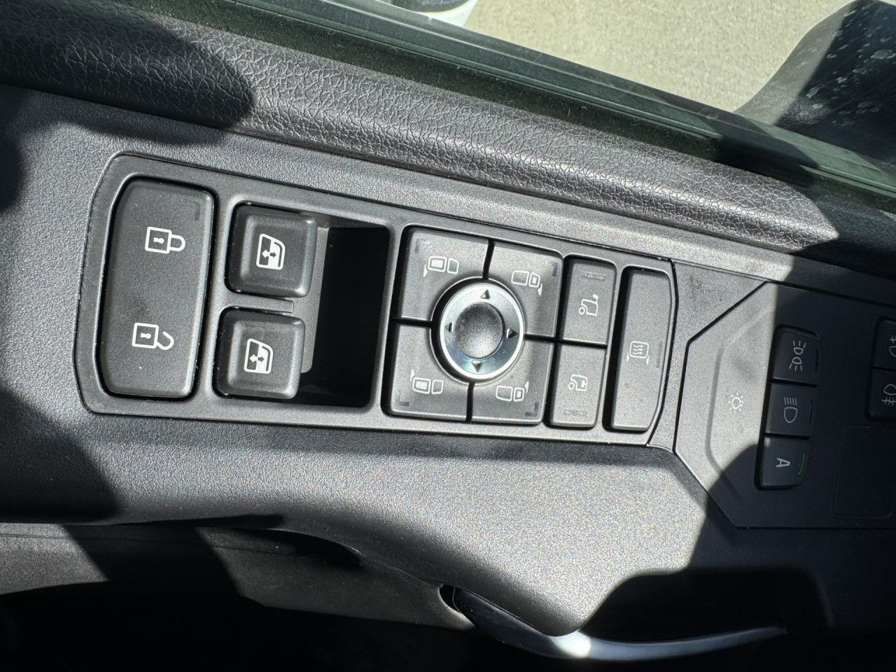 Тягач Scania R 460: фото 14 Тягач Scania R 460: фото 14