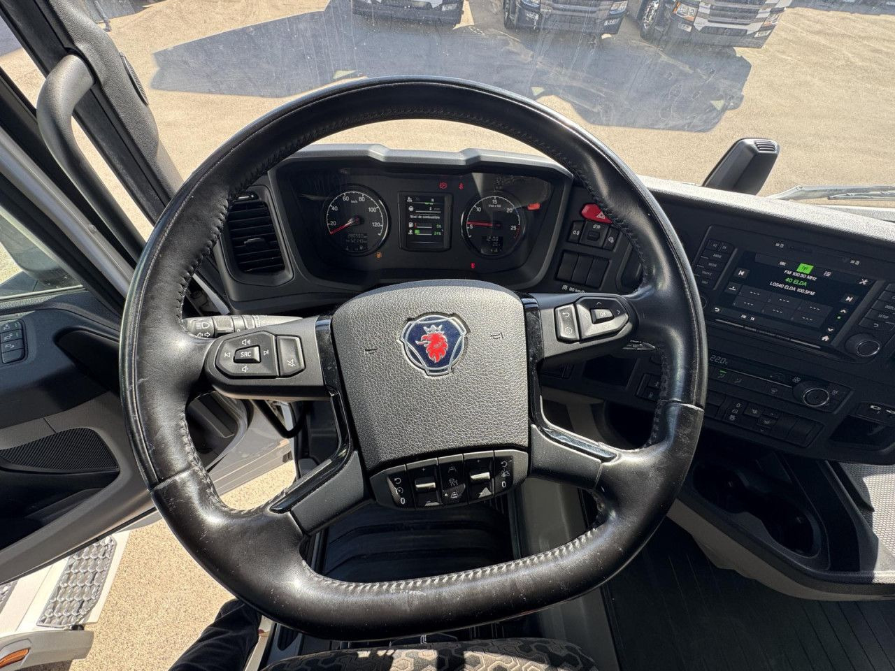 Тягач Scania R 460: фото 9 Тягач Scania R 460: фото 9