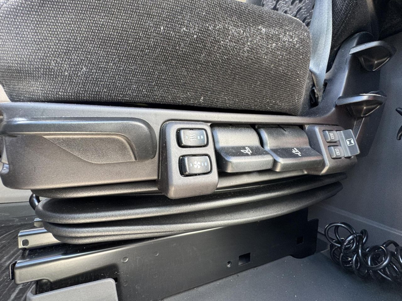 Тягач Scania R 460: фото 13 Тягач Scania R 460: фото 13