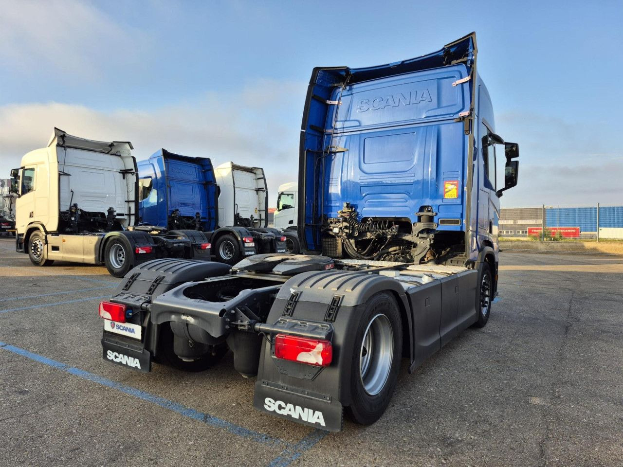 Scania R450 - Тягач: фото 4 Scania R450 - Тягач: фото 4