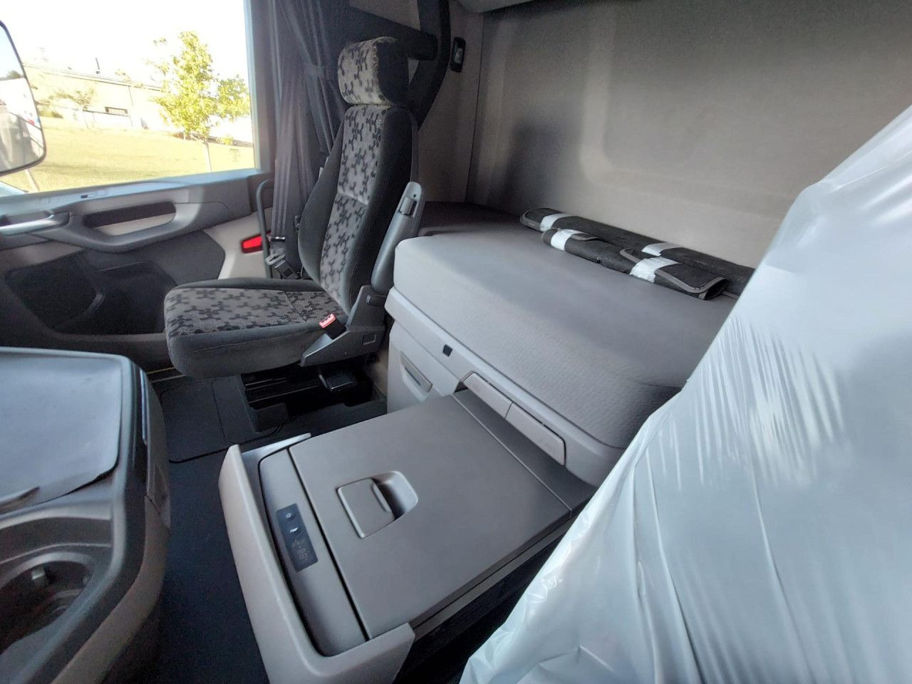 Тягач Scania S 500: фото 9