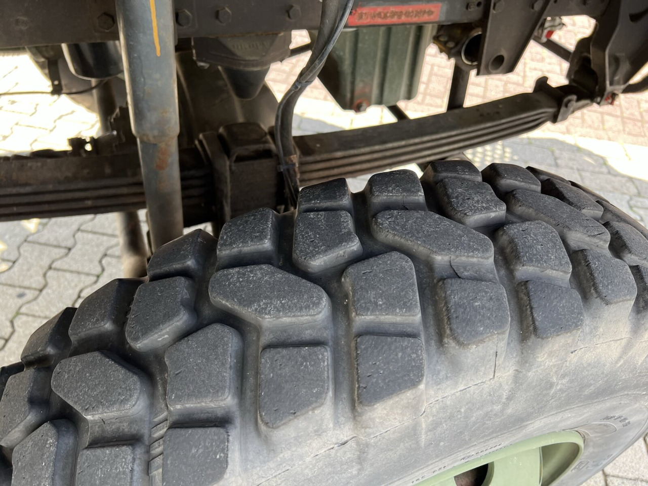 110-17 AW 4x4 110-17 AW 4x4, Ex-, Küche - Тентованный грузовик: фото 2 110-17 AW 4x4 110-17 AW 4x4, Ex-, Küche - Тентованный грузовик: фото 2