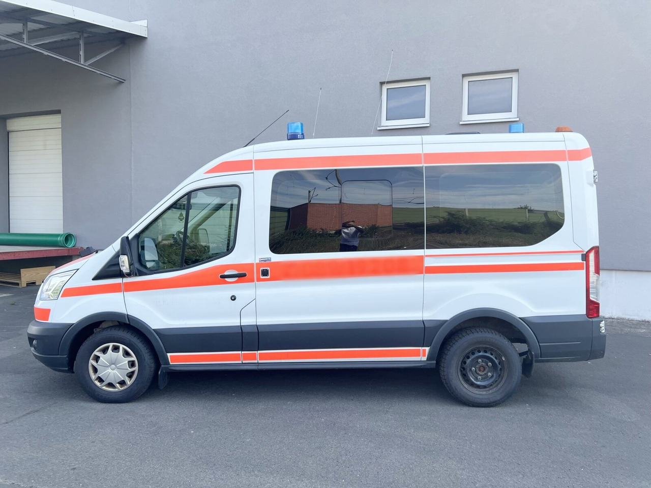Машина скорой помощи Ford Transit 2.2 TDCI 4x2 Transit 2.2 TDCI 4x2, Krankentransporter: фото 14