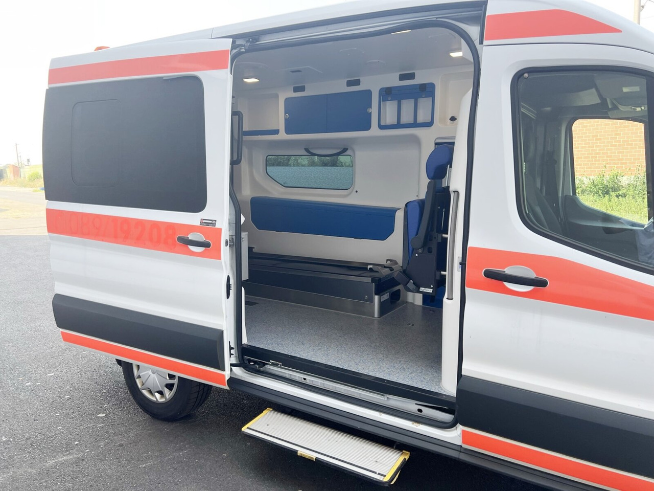 Машина скорой помощи Ford Transit 2.2 TDCI 4x2 Transit 2.2 TDCI 4x2, Krankentransporter: фото 15
