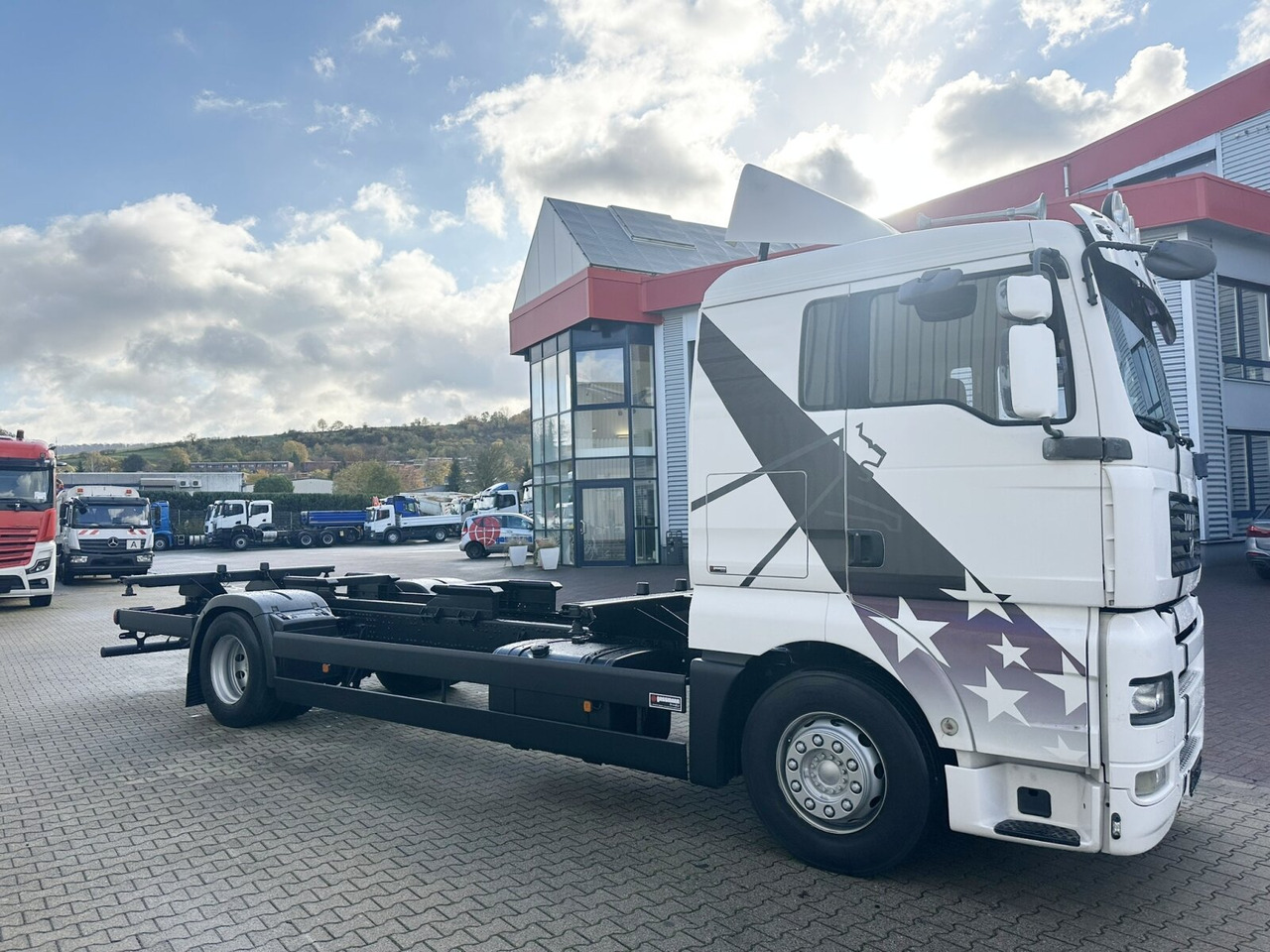 Грузовик MAN TGA 18.350 4x2 LL TGA 18.350 4x2 LL, Fahrschulausstattung: фото 9