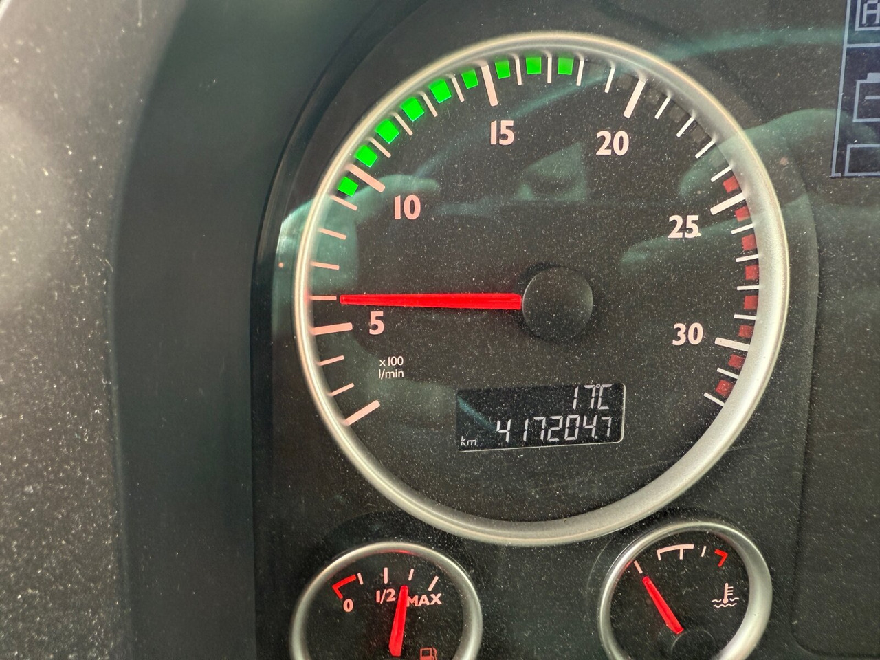 MAN TGS 35.460 8x4-4 BL TGS 35.460 8x4-4 BL, Intarder, Lenk/Lift, Kippsilo ca. 32m³, Kompressor - Грузовик: фото 3 MAN TGS 35.460 8x4-4 BL TGS 35.460 8x4-4 BL, Intarder, Lenk/Lift, Kippsilo ca. 32m³, Kompressor - Грузовик: фото 3