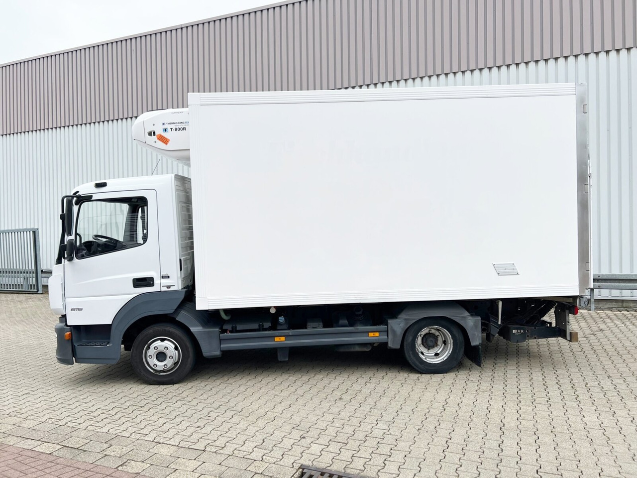 Mercedes-Benz Atego 816 L 4x2 Atego 816 L 4x2, Kühlkoffer, ThermoKing, LBW BÄR - Грузовик: фото 5 Mercedes-Benz Atego 816 L 4x2 Atego 816 L 4x2, Kühlkoffer, ThermoKing, LBW BÄR - Грузовик: фото 5