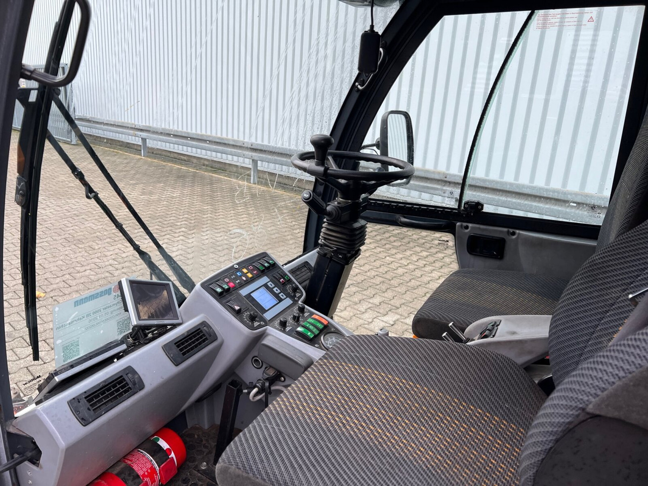 Hako Multicar Citymaster 2000 2B Kehrmaschine 4x2 Multicar Citymaster 2000 2B Kehrmaschine 4x2 - Подметально-уборочная машина: фото 3 Hako Multicar Citymaster 2000 2B Kehrmaschine 4x2 Multicar Citymaster 2000 2B Kehrmaschine 4x2 - Подметально-уборочная машина: фото 3