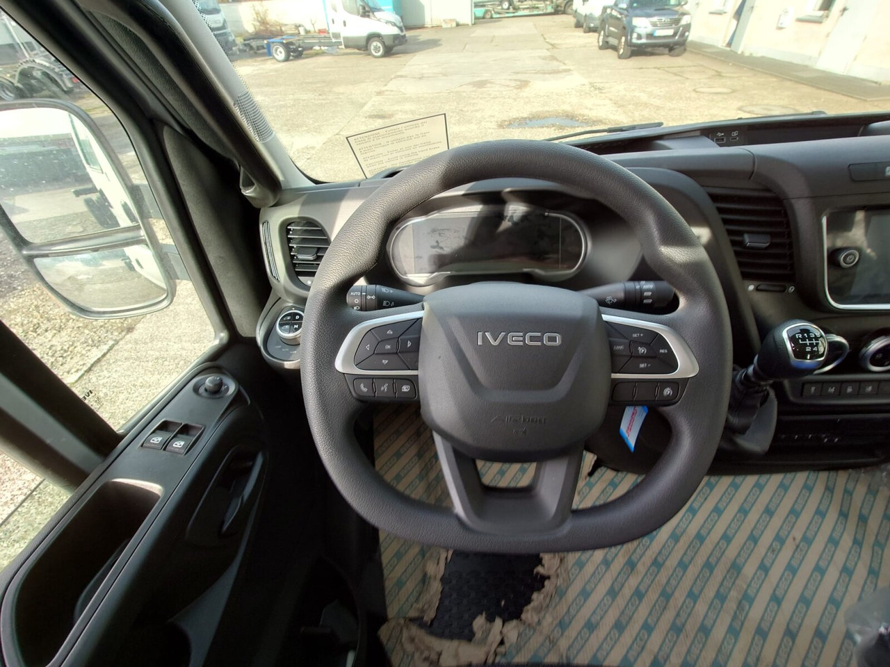 Iveco Daily 72C18H/P DK 4x2 Daily 72C18H/P DK 4x2, Nebenantrieb - Грузовик-шасси: фото 2 Iveco Daily 72C18H/P DK 4x2 Daily 72C18H/P DK 4x2, Nebenantrieb - Грузовик-шасси: фото 2