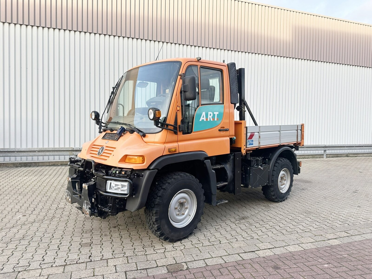 Unimog U300 405/10 4x4 U300 405/10 4x4, Kommunalhydraulik, Frontzapfwelle, Kipper - Лёгкий коммерческий автомобиль: фото 1 Unimog U300 405/10 4x4 U300 405/10 4x4, Kommunalhydraulik, Frontzapfwelle, Kipper - Лёгкий коммерческий автомобиль: фото 1