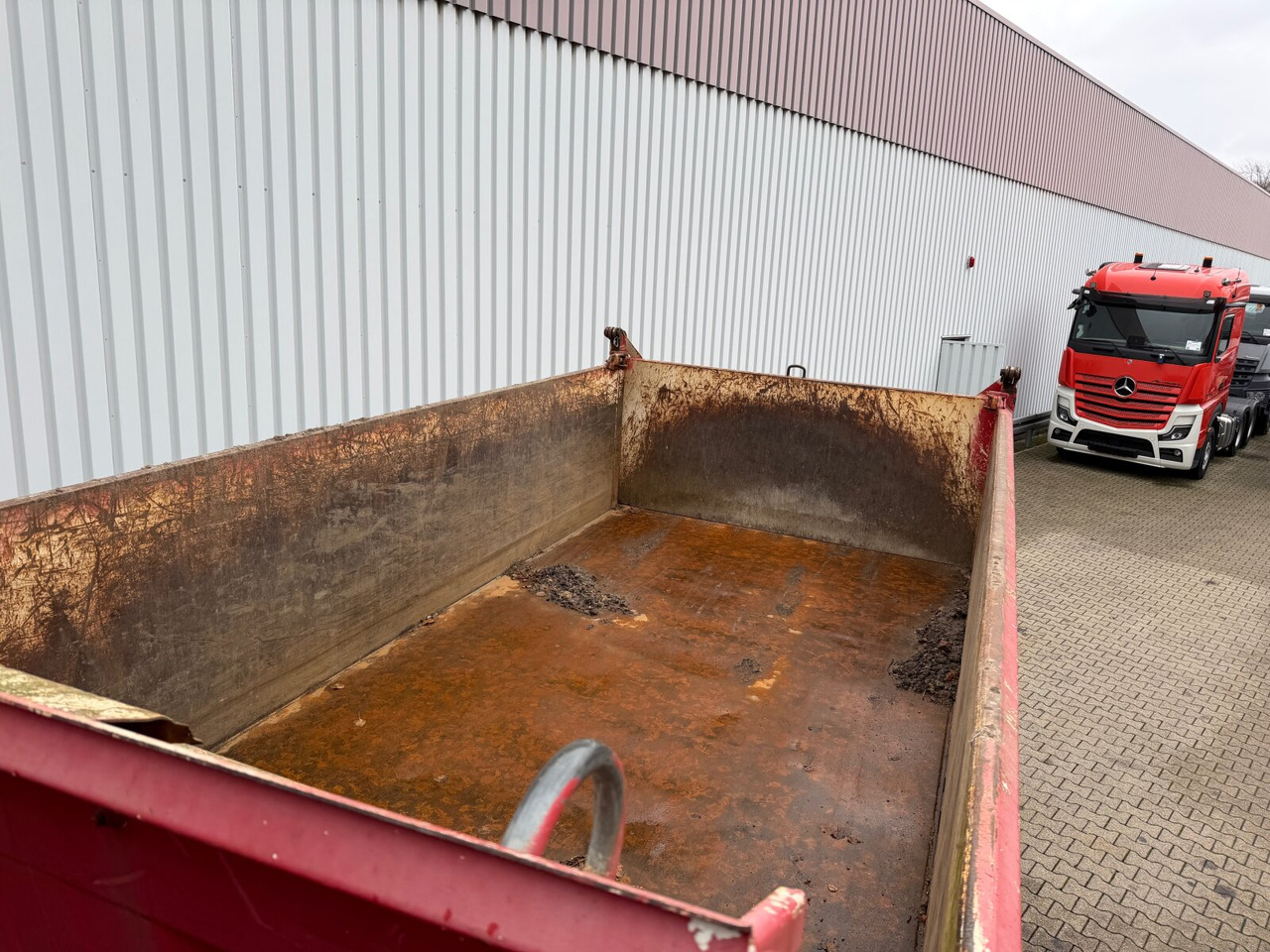 MAN TGA 26.400 6x6 BB TGA 26.400 6x6 BB, Winterdienstausstattung - Самосвал: фото 3 MAN TGA 26.400 6x6 BB TGA 26.400 6x6 BB, Winterdienstausstattung - Самосвал: фото 3