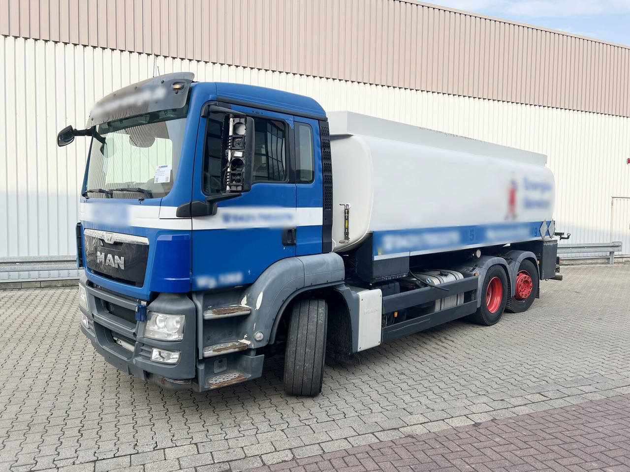 MAN TGS 26.400 6x2-4 BL TGS 26.400 6x2-4 BL, Lenk-/Liftachse, ADR, C.H. Bunge Tank ca. 20.600l, 4 Kammern - Грузовик-цистерна: фото 1 MAN TGS 26.400 6x2-4 BL TGS 26.400 6x2-4 BL, Lenk-/Liftachse, ADR, C.H. Bunge Tank ca. 20.600l, 4 Kammern - Грузовик-цистерна: фото 1