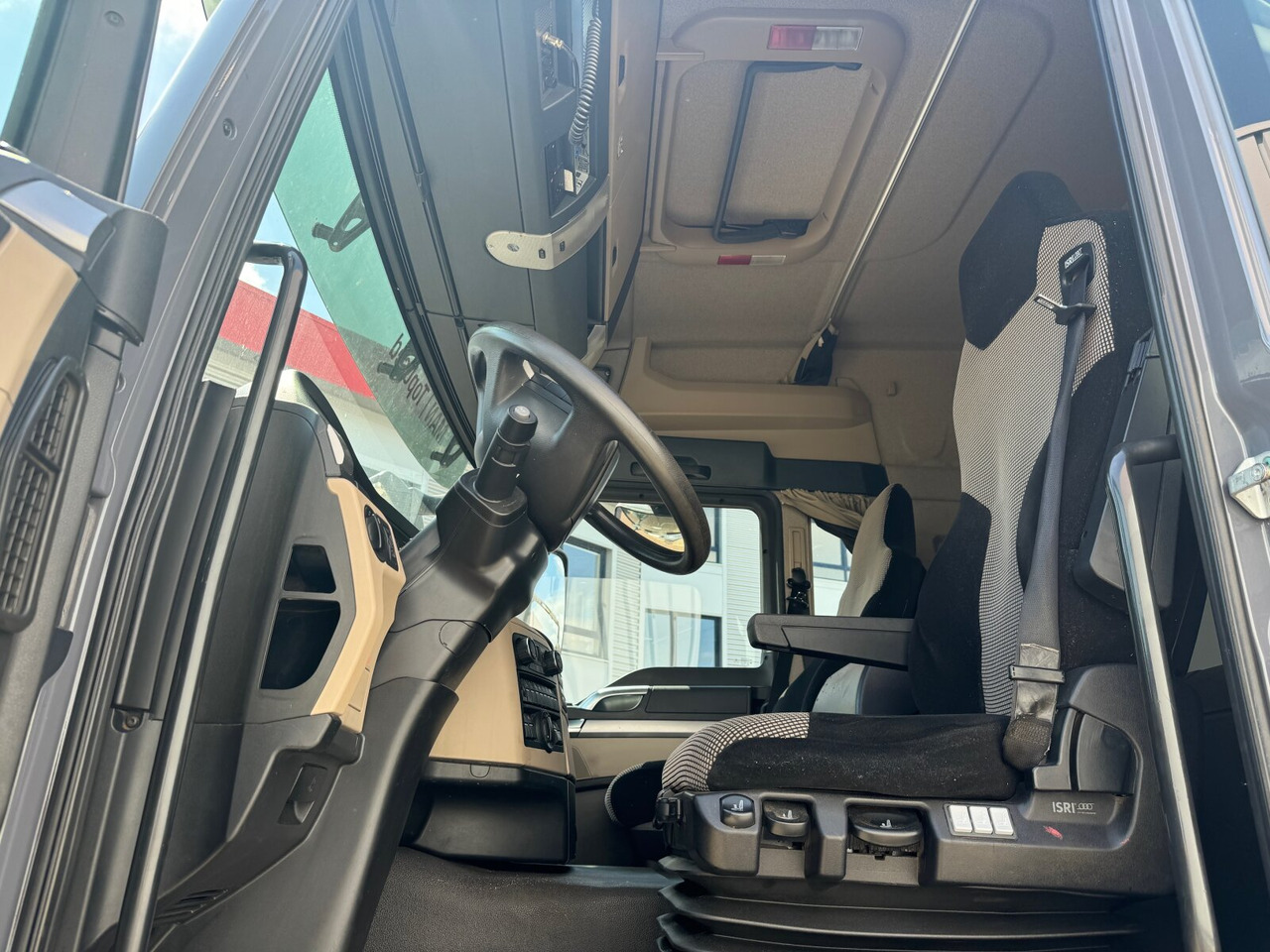 MAN TGS 26.500 6X4H-4 BL TGS 26.500 6X4H-4 BL, PriTarder, HydroDrive, Lenk-/Lift, Heckkran Epsilon M130Z83 - Лесовоз, Автоманипулятор: фото 3 MAN TGS 26.500 6X4H-4 BL TGS 26.500 6X4H-4 BL, PriTarder, HydroDrive, Lenk-/Lift, Heckkran Epsilon M130Z83 - Лесовоз, Автоманипулятор: фото 3