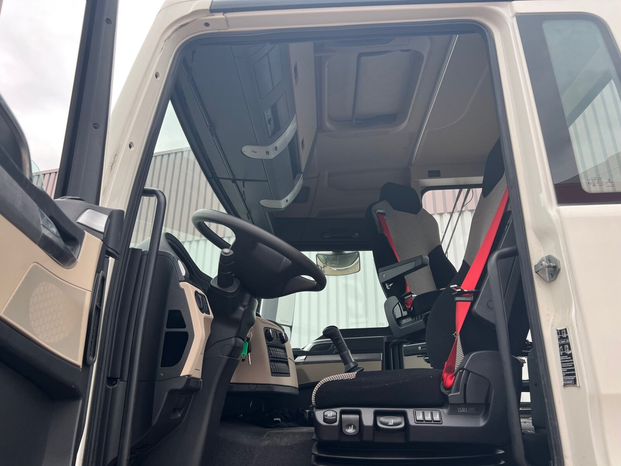 MAN TGS 33.360/440 6x4 BB TGS 33.360/440 6x4 BB, Häckslerkabine, NMV Nebenantrieb - Грузовик-шасси: фото 2 MAN TGS 33.360/440 6x4 BB TGS 33.360/440 6x4 BB, Häckslerkabine, NMV Nebenantrieb - Грузовик-шасси: фото 2