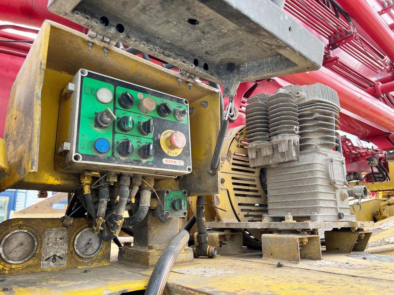 MAN TGS 33.440 6X4 BB TGS 33.440 6X4 BB, Betonpumpe CIFA K31L XZ, 31m Mast - Автобетононасос: фото 4 MAN TGS 33.440 6X4 BB TGS 33.440 6X4 BB, Betonpumpe CIFA K31L XZ, 31m Mast - Автобетононасос: фото 4