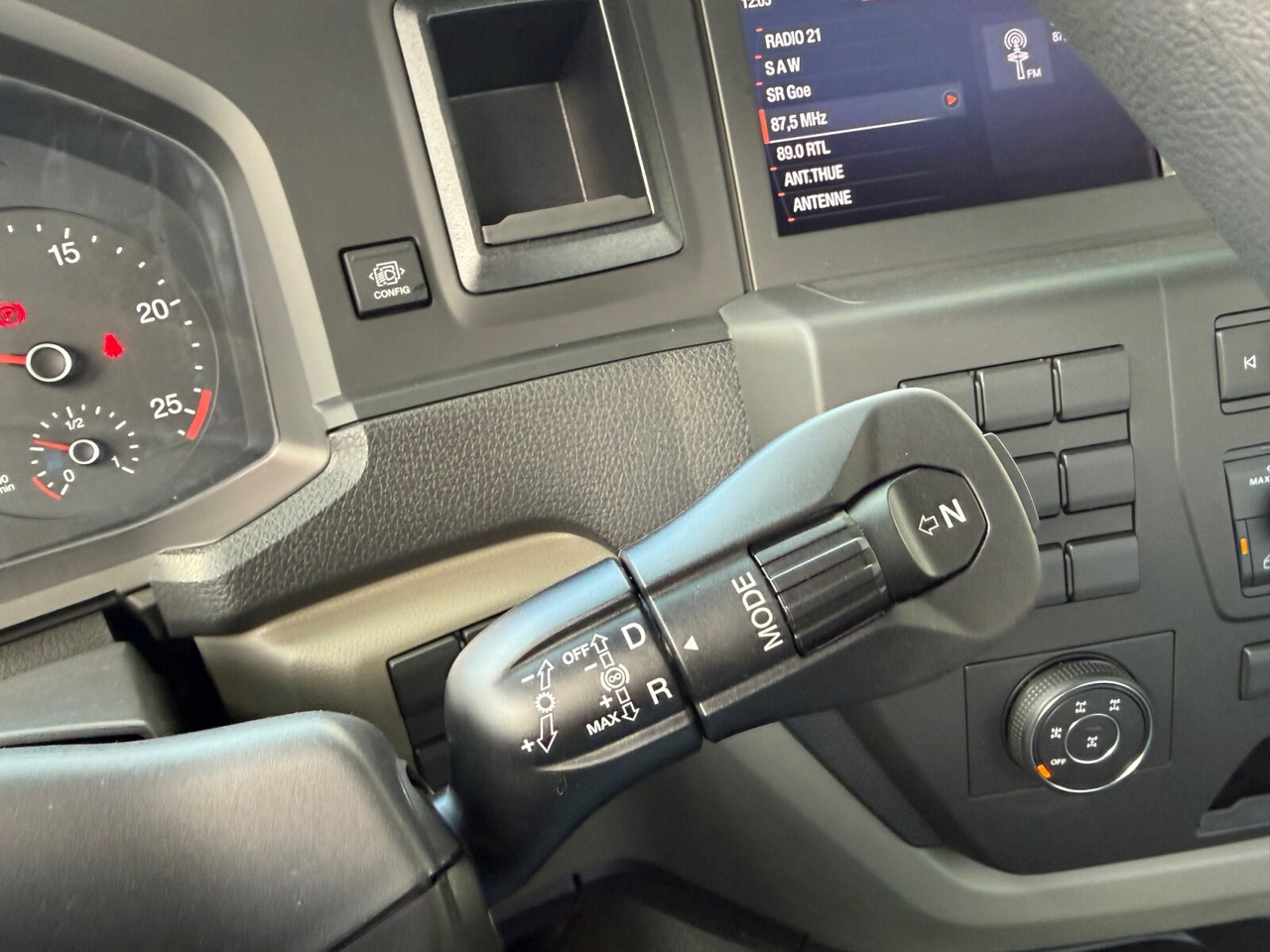 MAN TGS 33.440 6x6 BB CH TGS 33.440 6x6 BB CH, Hohe Bauart, Nebenantrieb - Грузовик-шасси: фото 4 MAN TGS 33.440 6x6 BB CH TGS 33.440 6x6 BB CH, Hohe Bauart, Nebenantrieb - Грузовик-шасси: фото 4