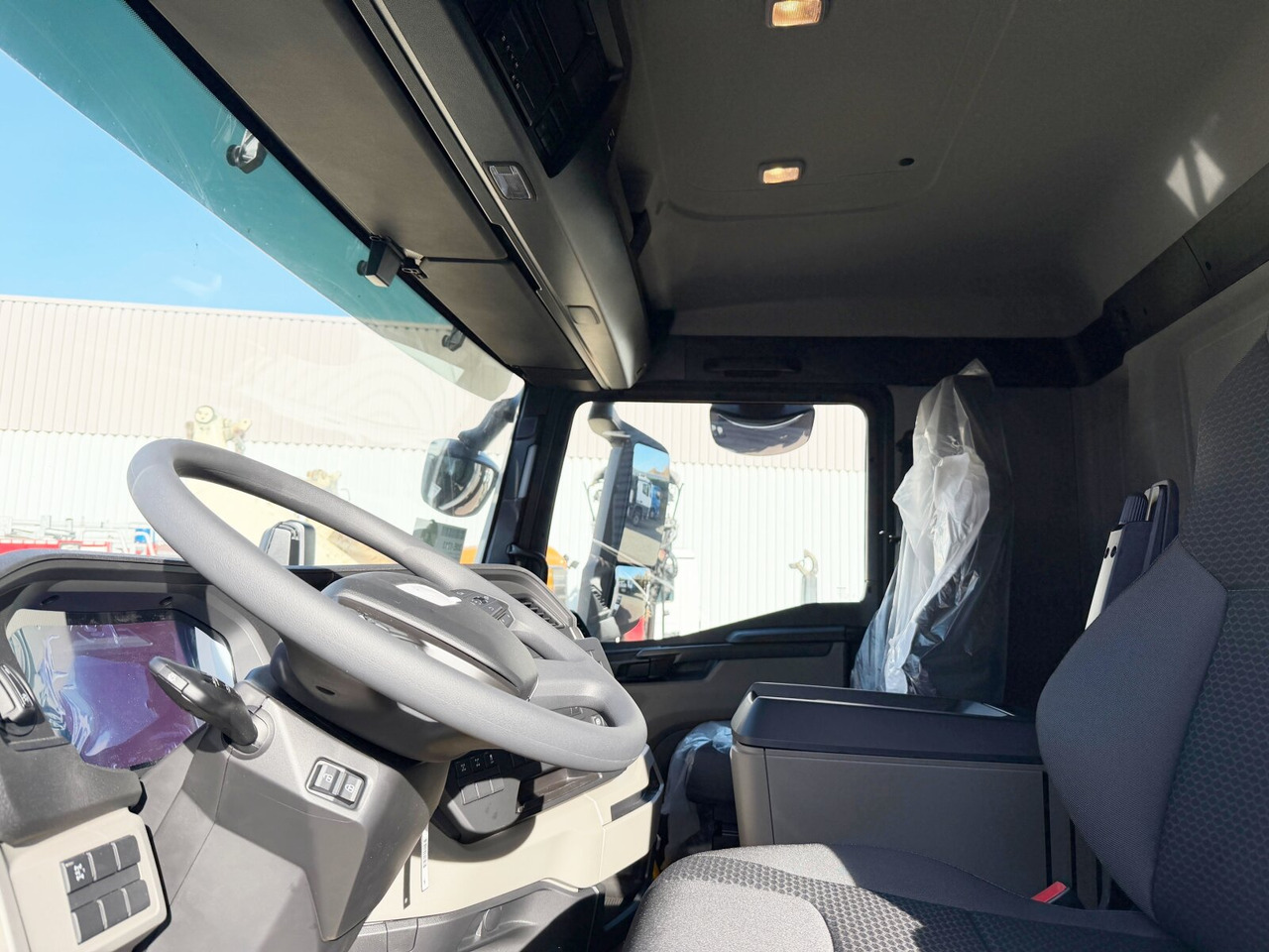 MAN TGS 33.480 6x4 BL CH TGS 33.480 6x4 BL CH, Nebenantrieb - Грузовик-шасси: фото 2 MAN TGS 33.480 6x4 BL CH TGS 33.480 6x4 BL CH, Nebenantrieb - Грузовик-шасси: фото 2