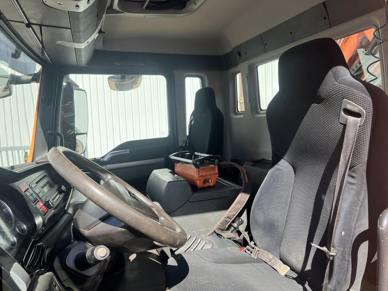 MAN TGS 35.440 8x4 BL TGS 35.440 8x4 BL, Meiller 19.62, Atlas Kran 135.2-A3, Funk - Крюковой мультилифт, Автоманипулятор: фото 5 MAN TGS 35.440 8x4 BL TGS 35.440 8x4 BL, Meiller 19.62, Atlas Kran 135.2-A3, Funk - Крюковой мультилифт, Автоманипулятор: фото 5