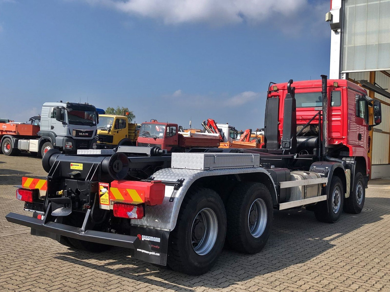 MAN TGS 41.480 8X8 BB TGS 41.480 8X8 BB, Bender Stahlmulde ca. 18m³, hydr. Heckklappe в лизинг MAN TGS 41.480 8X8 BB TGS 41.480 8X8 BB, Bender Stahlmulde ca. 18m³, hydr. Heckklappe: фото 9