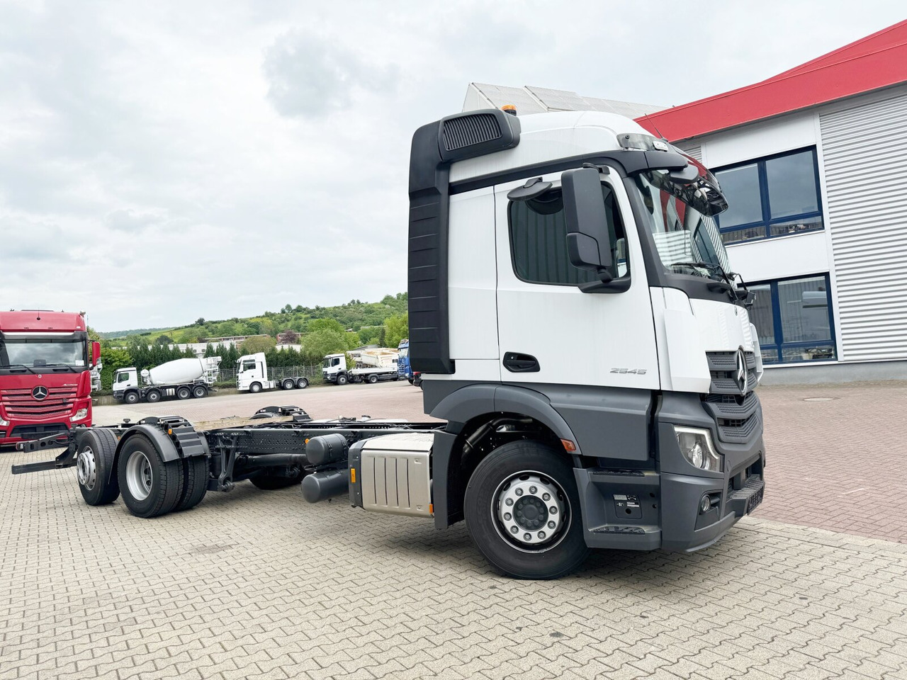Новый Грузовик-шасси Mercedes-Benz Actros 2545 L 6x2 Actros 2545 L 6x2, Lenk-/Liftachse, StreamSpace, MultimediaCockpit: фото 9