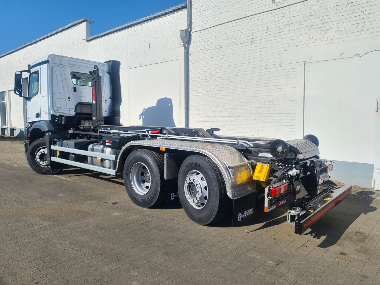Mercedes-Benz Actros 2545 L 6x2 Actros 2545 L 6x2, Retarder, Lenk-/Liftachse, MirrorCam, MultimediaCockpit, Navi - Крюковой мультилифт: фото 3 Mercedes-Benz Actros 2545 L 6x2 Actros 2545 L 6x2, Retarder, Lenk-/Liftachse, MirrorCam, MultimediaCockpit, Navi - Крюковой мультилифт: фото 3
