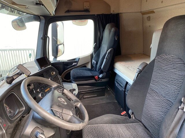 Mercedes-Benz Actros 2545 L 6x2 Actros 2545 L 6x2, StreamSpace, Liftachse, Bi-Xenon - Грузовик-шасси: фото 2 Mercedes-Benz Actros 2545 L 6x2 Actros 2545 L 6x2, StreamSpace, Liftachse, Bi-Xenon - Грузовик-шасси: фото 2