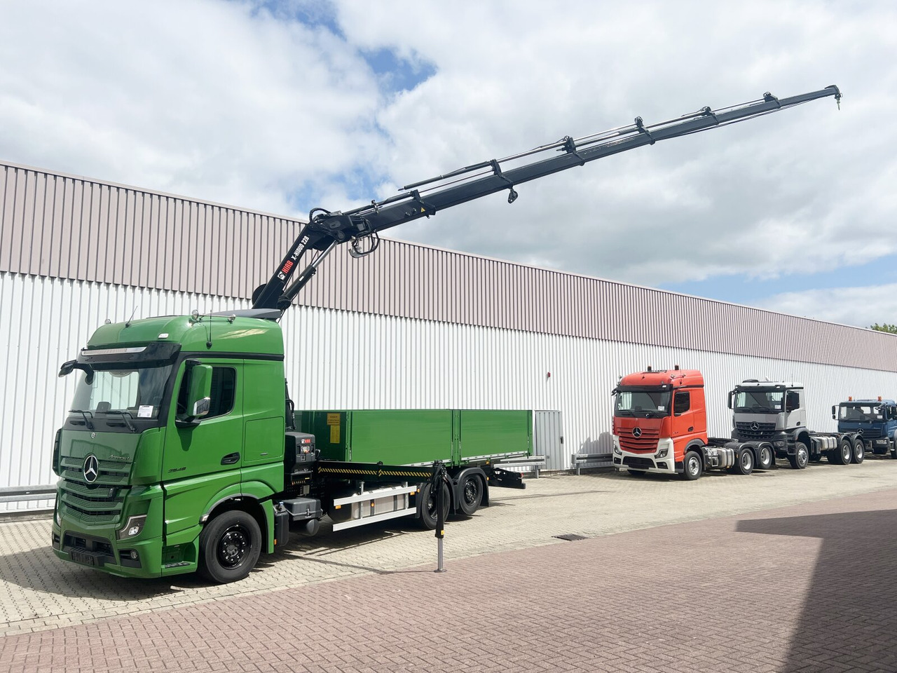 Mercedes-Benz Actros 2548 L 6x2 Actros 2548 L 6x2 mit Kran Hiab X-HiDuo 228 - Автоманипулятор: фото 1 Mercedes-Benz Actros 2548 L 6x2 Actros 2548 L 6x2 mit Kran Hiab X-HiDuo 228 - Автоманипулятор: фото 1