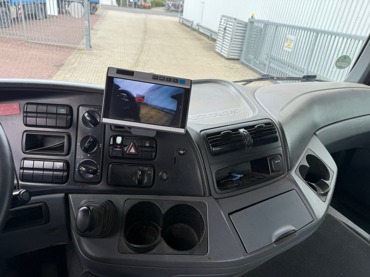 Mercedes-Benz Actros 3346 6x4 Actros 3346 6x4, Retarder - Крюковой мультилифт: фото 4 Mercedes-Benz Actros 3346 6x4 Actros 3346 6x4, Retarder - Крюковой мультилифт: фото 4