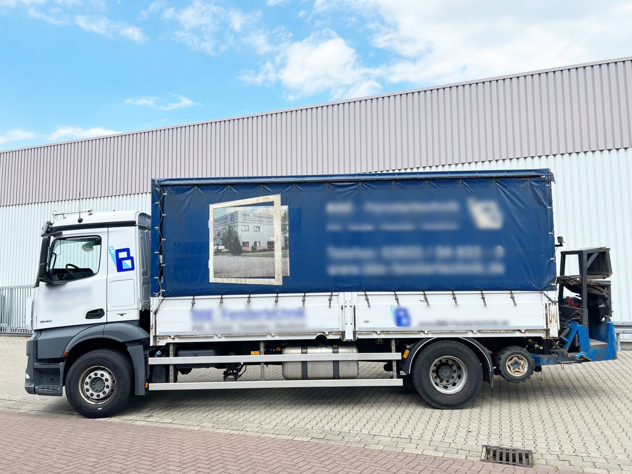 Mercedes-Benz Antos 1840 L 4x2 Antos 1840 L 4x2, Aufnahme für Mitnahmestapler - Тентованный грузовик: фото 1 Mercedes-Benz Antos 1840 L 4x2 Antos 1840 L 4x2, Aufnahme für Mitnahmestapler - Тентованный грузовик: фото 1