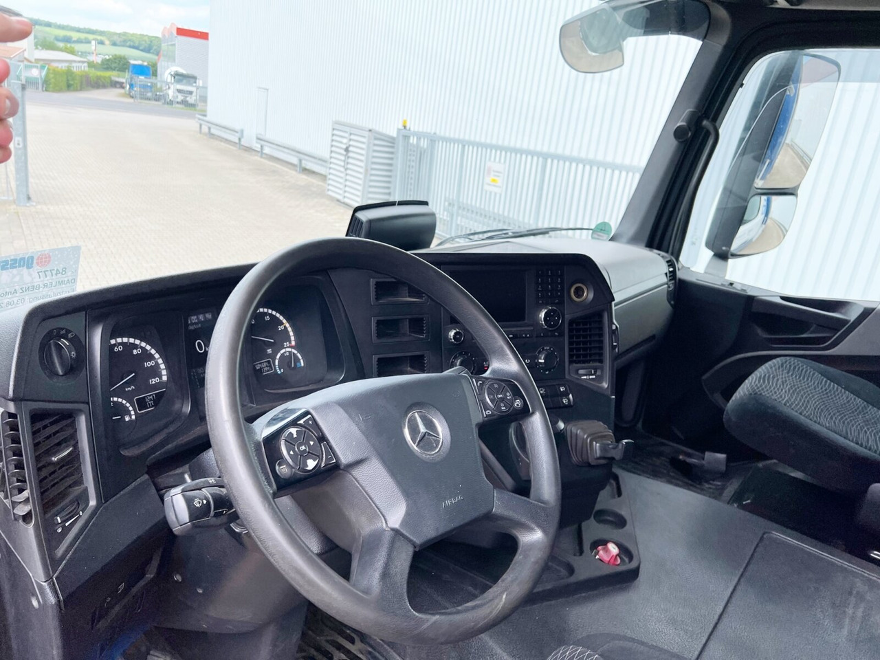 Mercedes-Benz Antos 1840 L 4x2 Antos 1840 L 4x2, Aufnahme für Mitnahmestapler - Тентованный грузовик: фото 5 Mercedes-Benz Antos 1840 L 4x2 Antos 1840 L 4x2, Aufnahme für Mitnahmestapler - Тентованный грузовик: фото 5