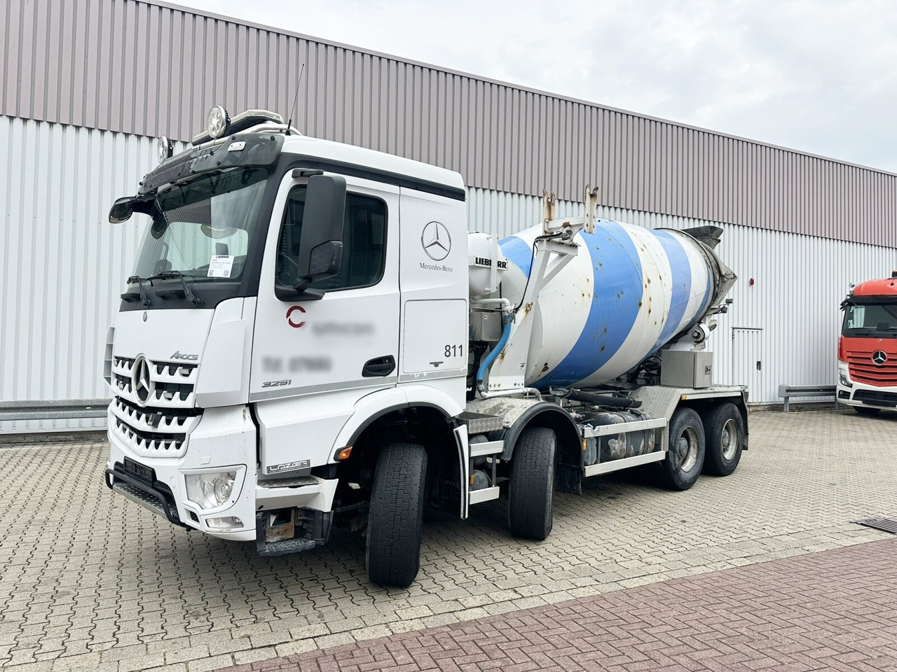Mercedes-Benz Arocs 3251 8x4/4 Arocs 3251 8x4/4, Betonmischer Liebherr ca. 9m³ - Автобетоносмеситель: фото 1 Mercedes-Benz Arocs 3251 8x4/4 Arocs 3251 8x4/4, Betonmischer Liebherr ca. 9m³ - Автобетоносмеситель: фото 1