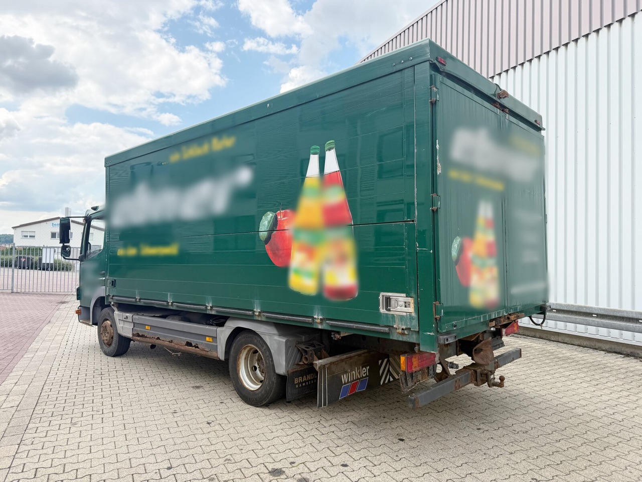 Грузовик с закрытым кузовом Mercedes-Benz Atego 818 L 4x2 Atego 818 L 4x2, Getränkekoffer, 2x AHK: фото 13 Грузовик с закрытым кузовом Mercedes-Benz Atego 818 L 4x2 Atego 818 L 4x2, Getränkekoffer, 2x AHK: фото 13