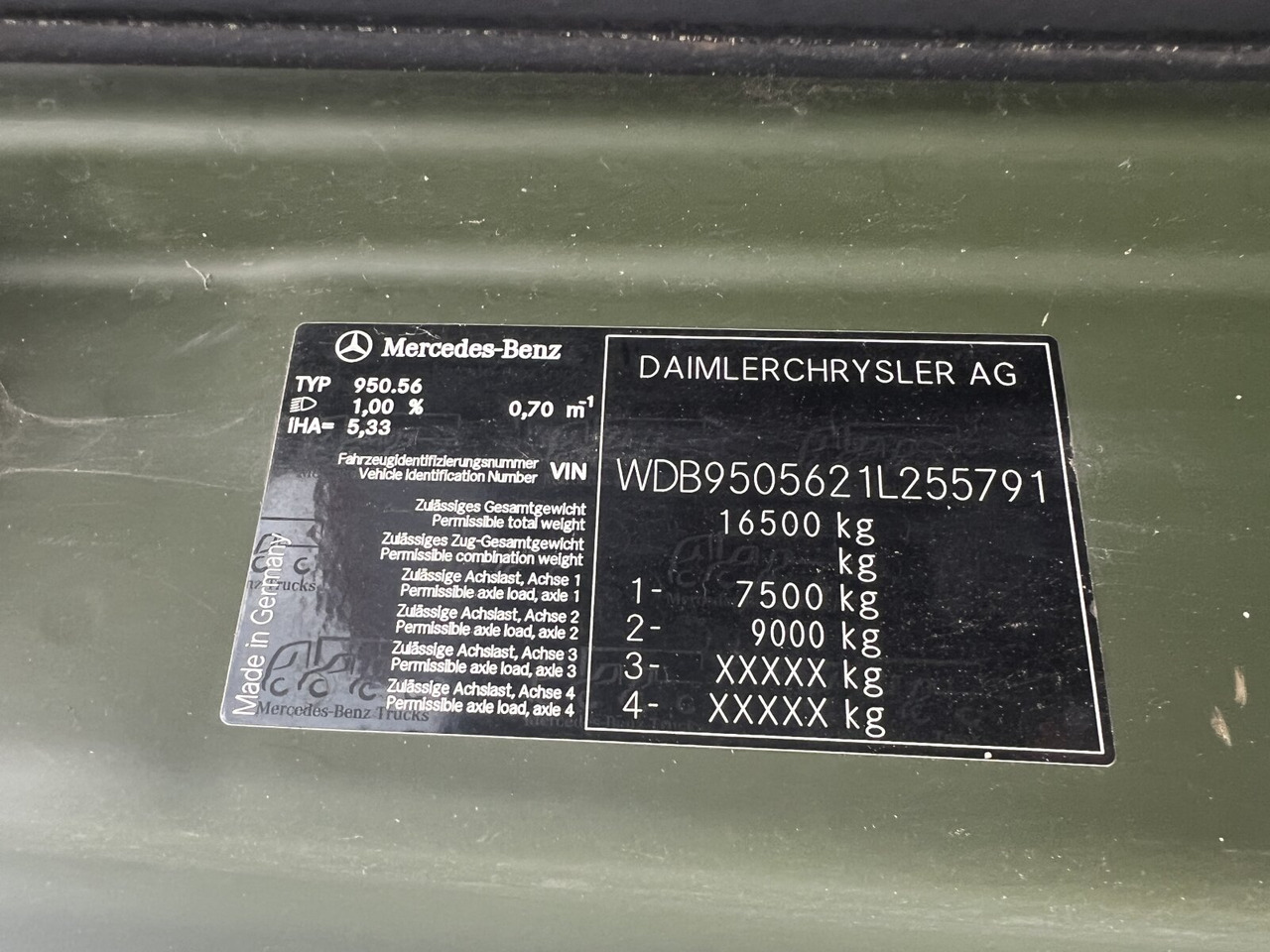 Mercedes-Benz Axor 1829 A 4x4 Axor 1829 A 4x4, Ex-Bundeswehr - Грузовик бортовой/ Платформа: фото 4 Mercedes-Benz Axor 1829 A 4x4 Axor 1829 A 4x4, Ex-Bundeswehr - Грузовик бортовой/ Платформа: фото 4