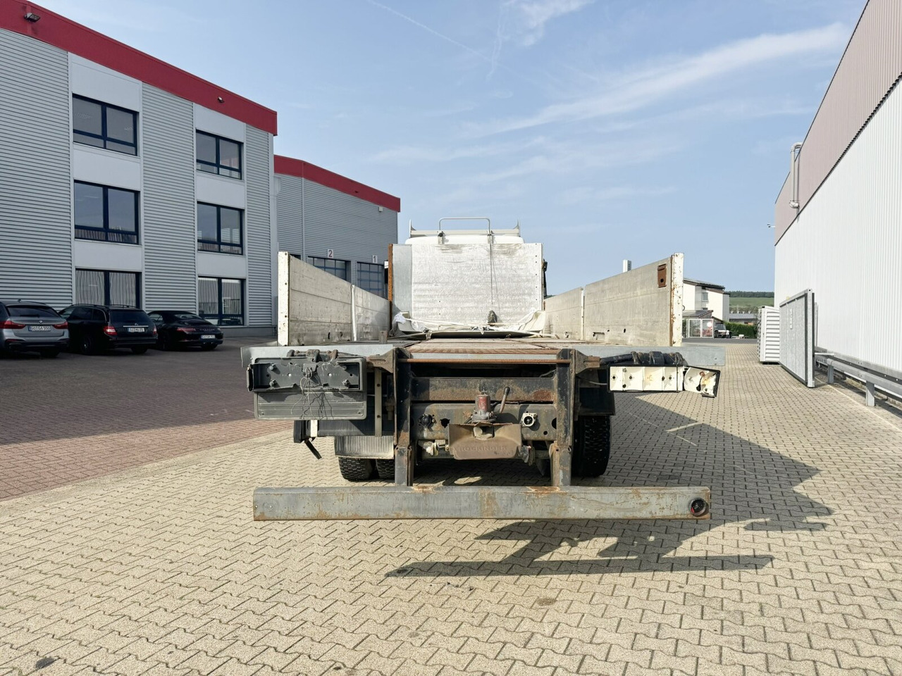 Грузовик бортовой/ Платформа Mercedes-Benz SK 1827L 4x2 SK 1827L 4x2: фото 12 Грузовик бортовой/ Платформа Mercedes-Benz SK 1827L 4x2 SK 1827L 4x2: фото 12