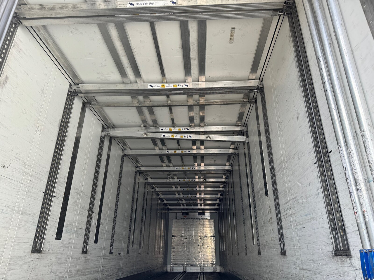 Полуприцеп-рефрижератор Schmitz Cargobull SKO 24/L-13.4 FP 45 Cool SKO 24/L-13.4 FP 45 Cool, Mega, Carrier, Liftachse, Doppelstock ca. 92m³: фото 13