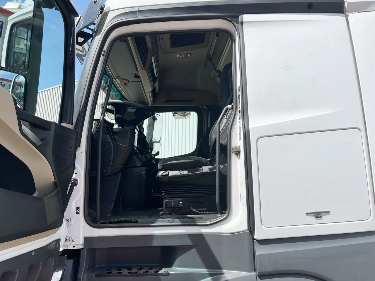 Mercedes-Benz Actros 1842 LS 4x2 Actros 1842 LS 4x2, 7x VORHANDEN - Тягач: фото 5 Mercedes-Benz Actros 1842 LS 4x2 Actros 1842 LS 4x2, 7x VORHANDEN - Тягач: фото 5