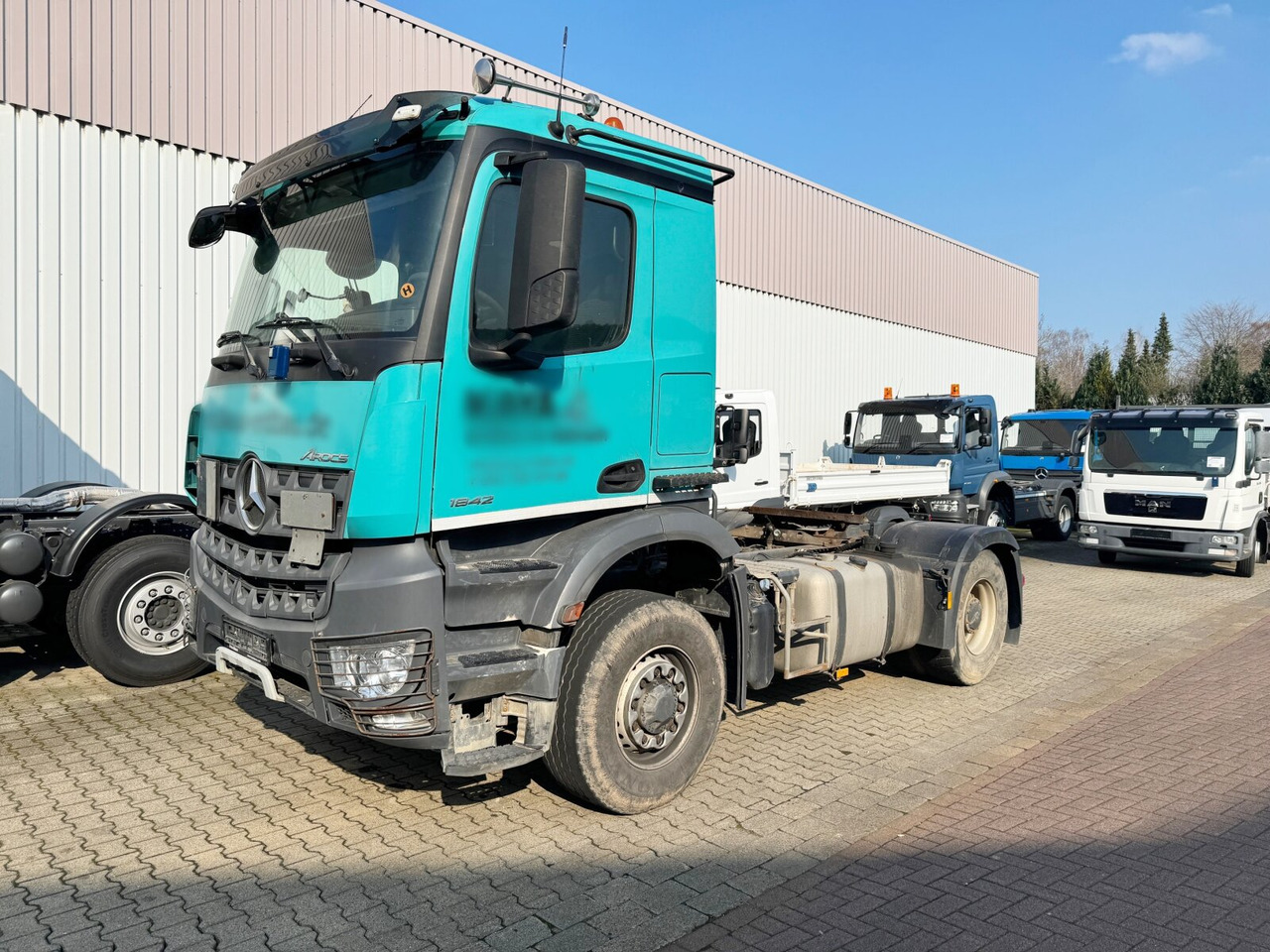 Mercedes-Benz Arocs 1842 LS 4x4 HAD Arocs 1842 LS 4x4 HAD, HydroDrive, Kipphydraulik - Тягач: фото 1 Mercedes-Benz Arocs 1842 LS 4x4 HAD Arocs 1842 LS 4x4 HAD, HydroDrive, Kipphydraulik - Тягач: фото 1